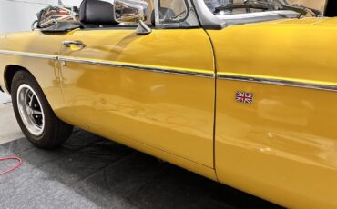 MG-MGB-1979-Convertible-19