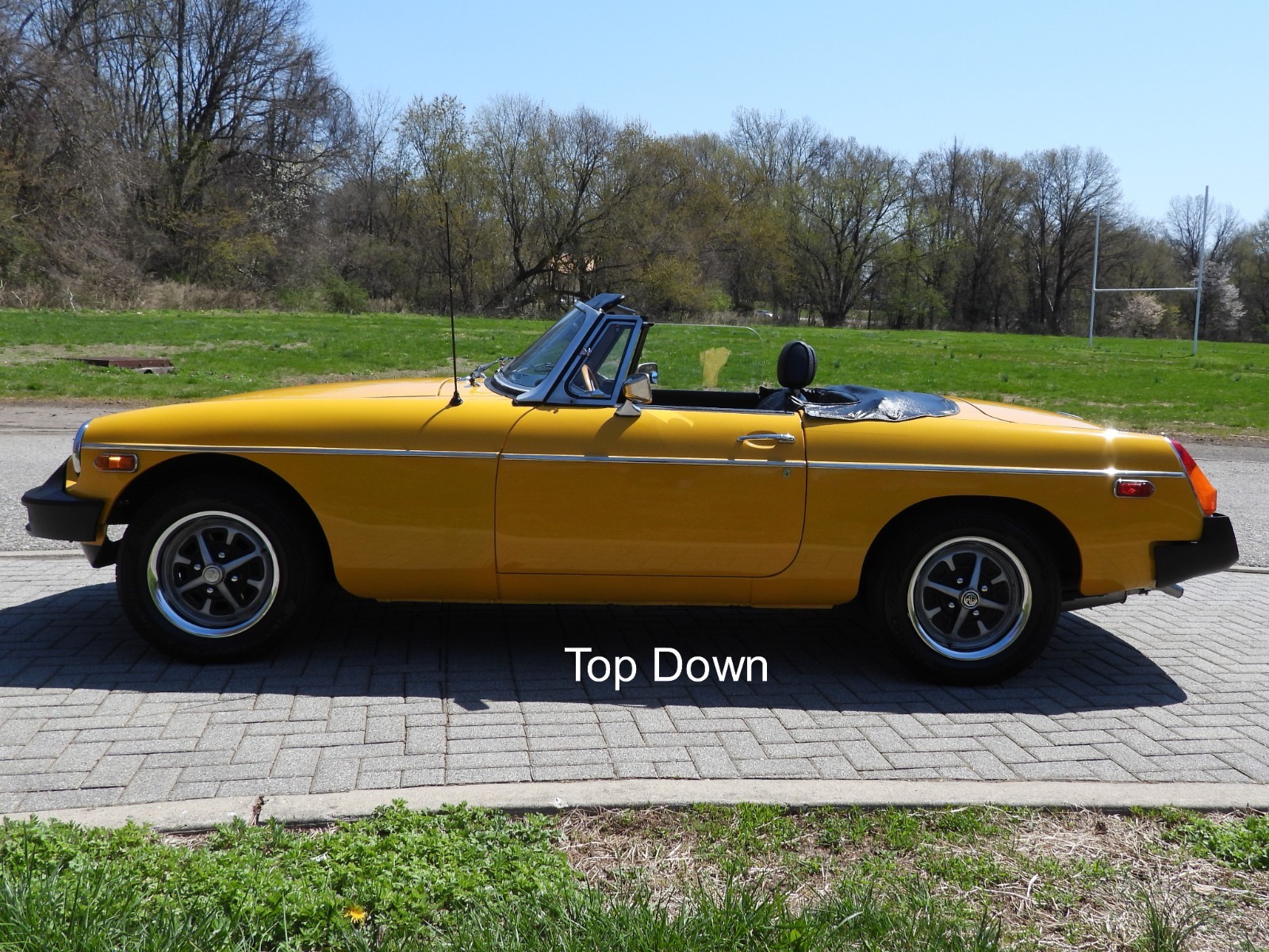 MG-MGB-1980-Convertible-16