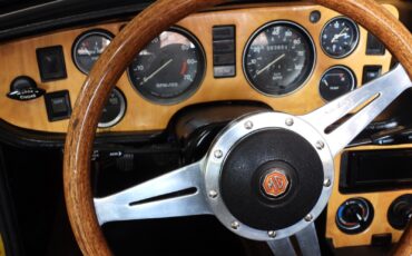 MG-MGB-1980-Convertible-21