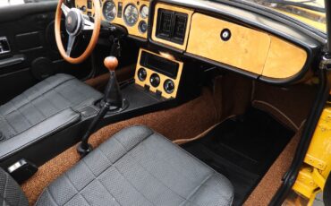 MG-MGB-1980-Convertible-24
