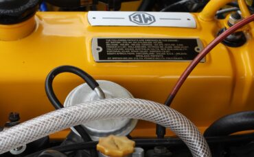 MG-MGB-1980-Convertible-5