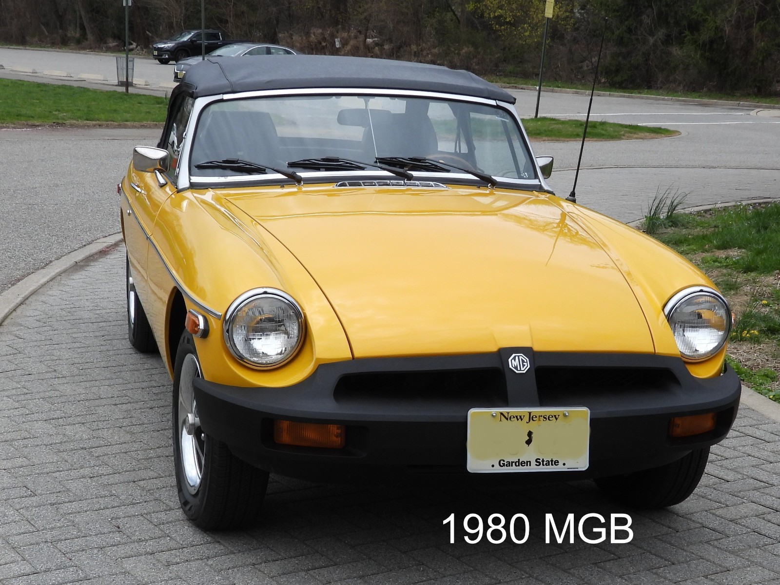 MG-MGB-1980-Convertible-8