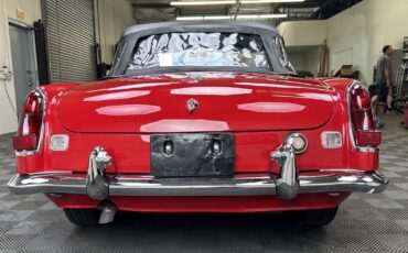 MG-MGC-1968-Convertible-15