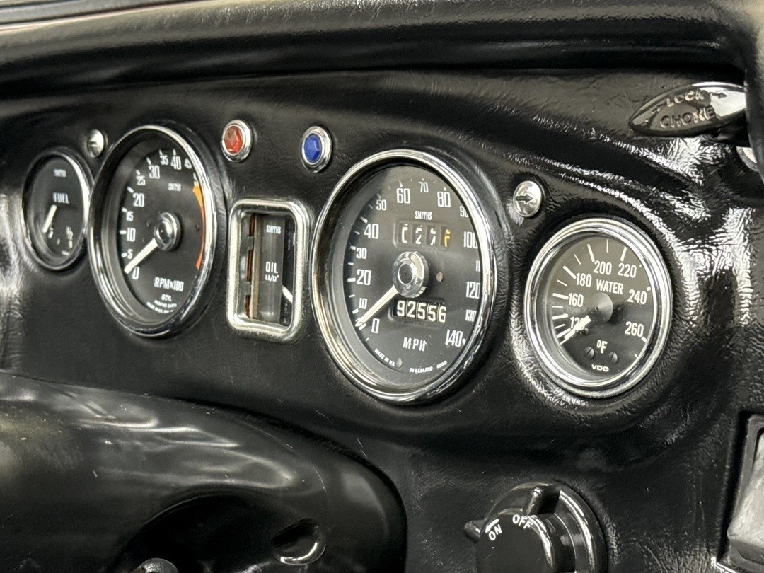 MG-MGC-1968-Convertible-25