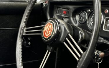 MG-MGC-1968-Convertible-26