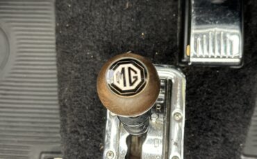 MG-MGC-1968-Convertible-28