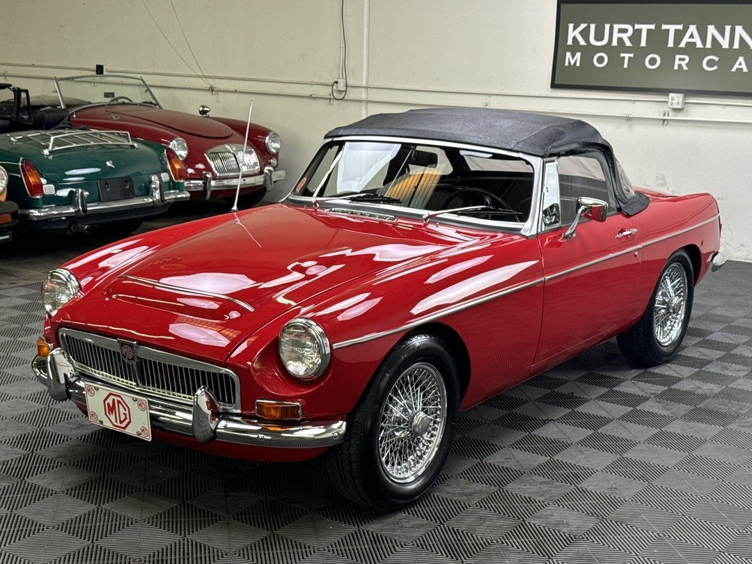 MG-MGC-1968-Convertible-9