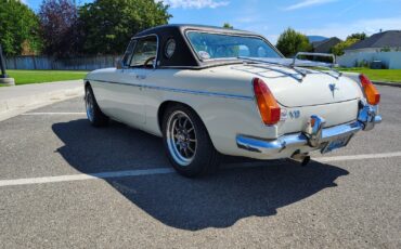 MG-MGC-1969-Convertible-2