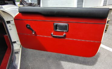 MG-MGC-1969-Convertible-24