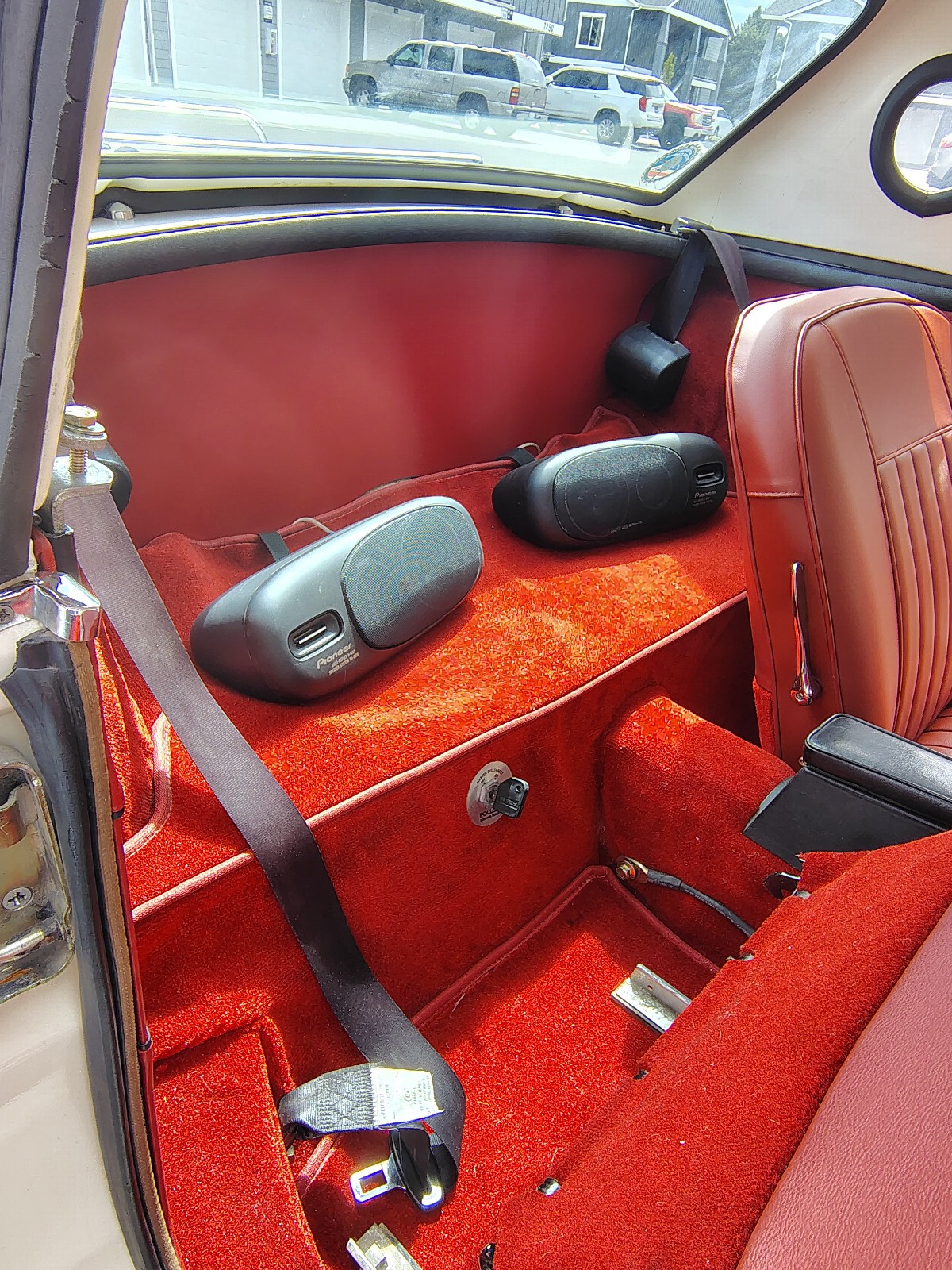 MG-MGC-1969-Convertible-27