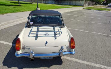 MG-MGC-1969-Convertible-4