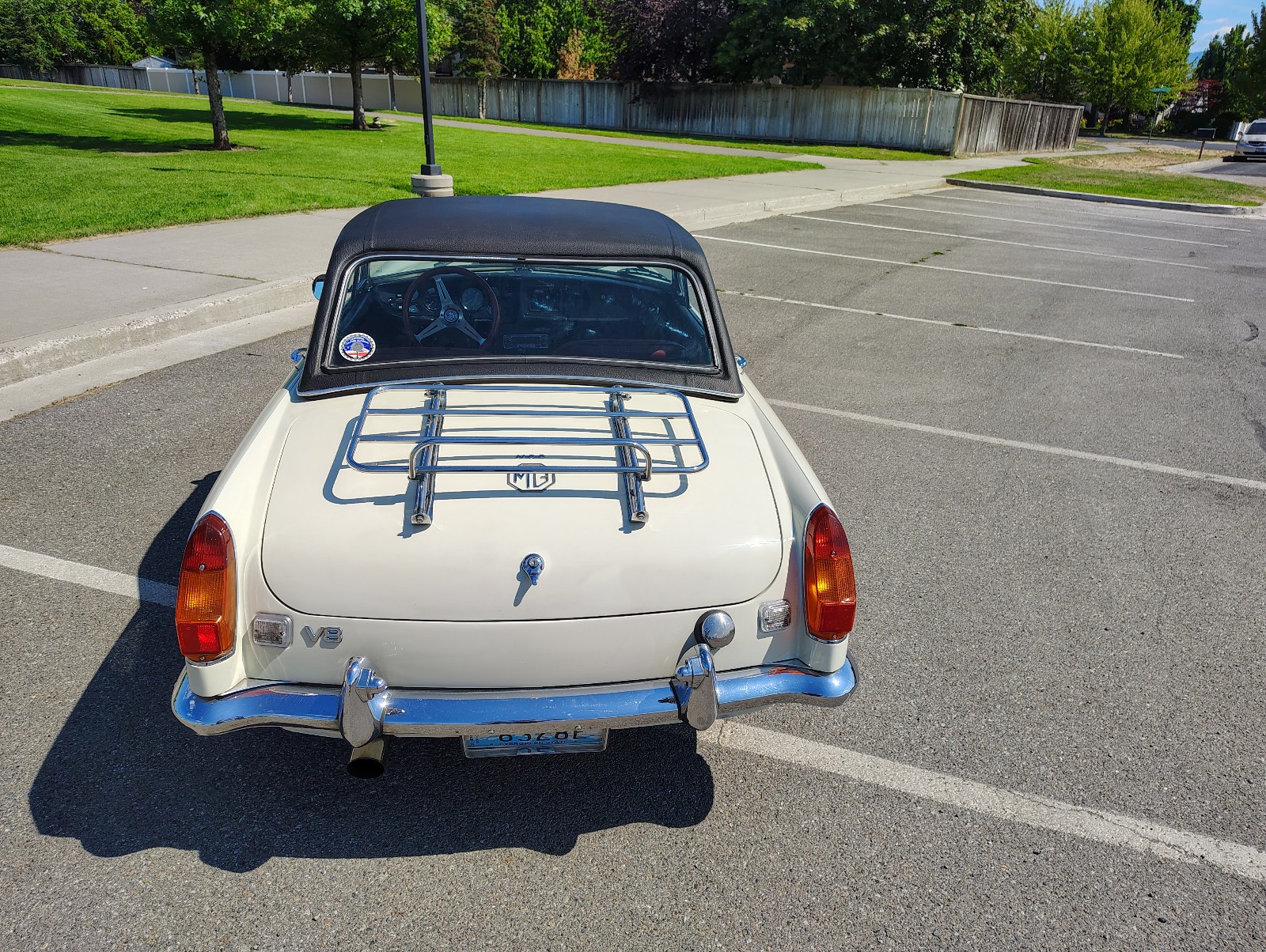 MG-MGC-1969-Convertible-4