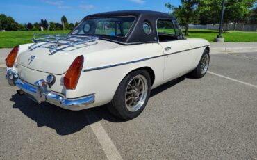 MG-MGC-1969-Convertible-5