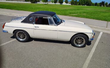 MG-MGC-1969-Convertible-7