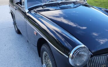 MG-Midget-1969-Convertible-1
