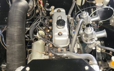 MG-Midget-1969-Convertible-23