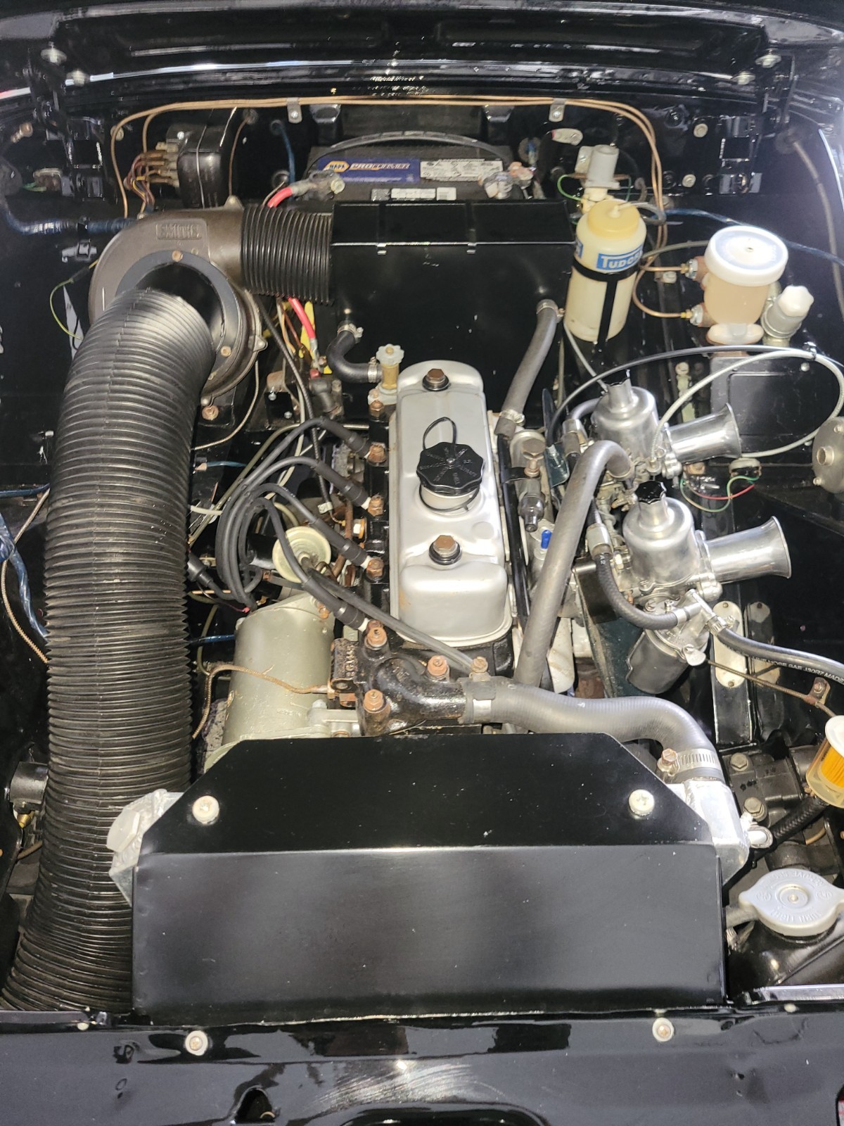 MG-Midget-1969-Convertible-23