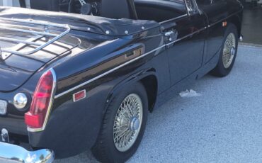 MG-Midget-1969-Convertible-4