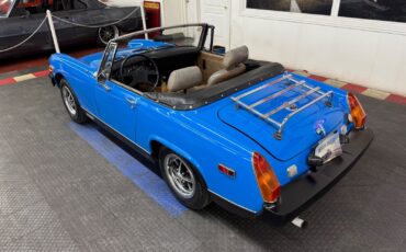 MG-Midget-1979-2-door-convt-2