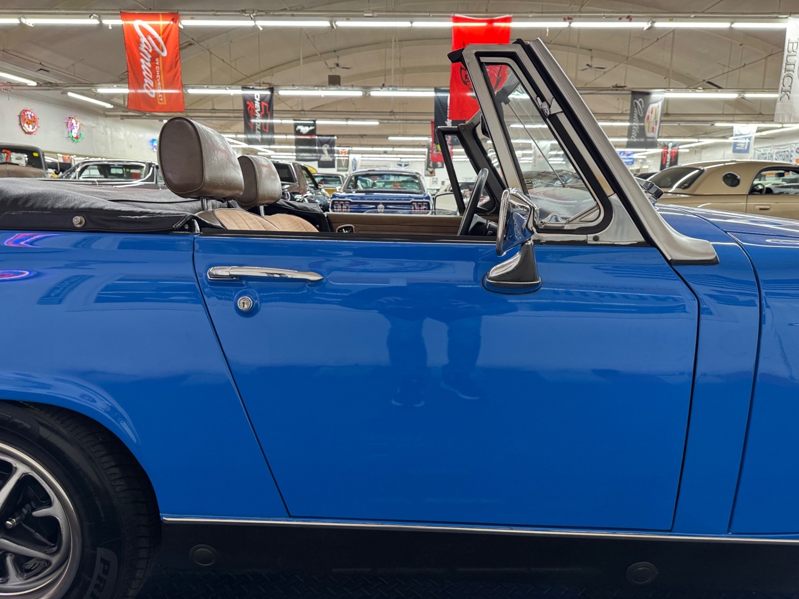 MG-Midget-1979-2-door-convt-24