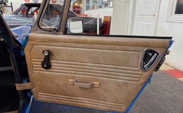 MG-Midget-1979-2-door-convt-39