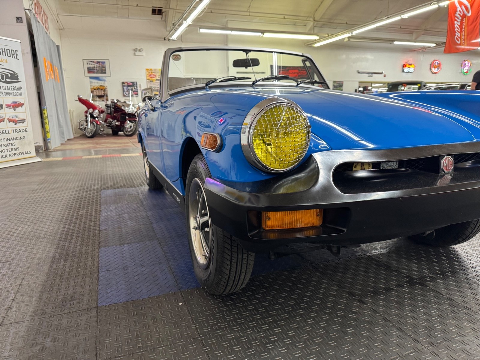 MG-Midget-1979-2-door-convt-7