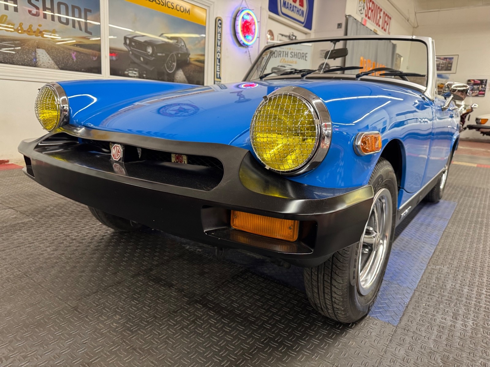 MG-Midget-1979-2-door-convt-8