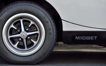 MG-Midget-1979-Convertible-10