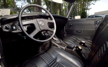 MG-Midget-1979-Convertible-12