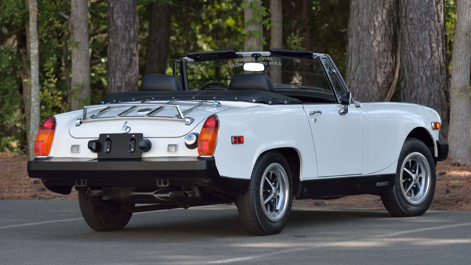MG-Midget-1979-Convertible-5