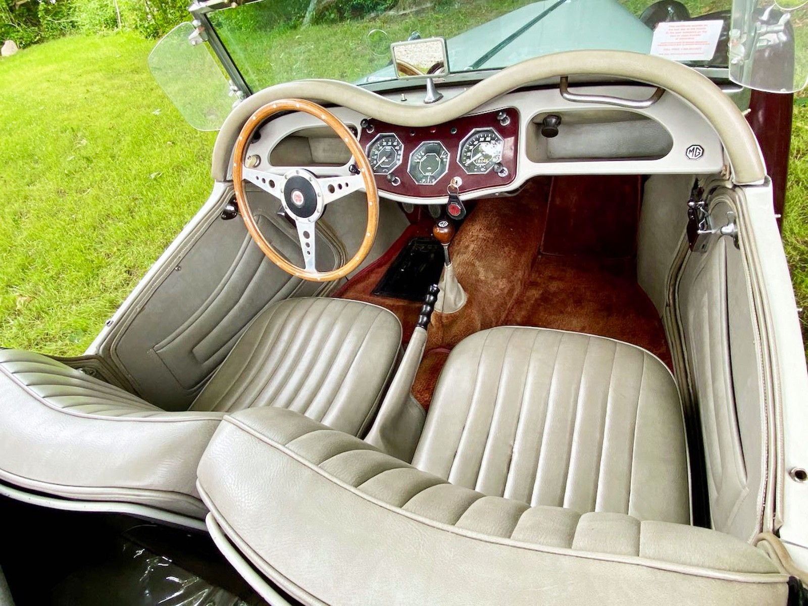 MG-T-Series-1955-Convertible-21