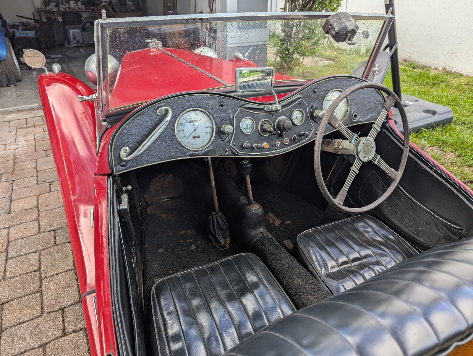 MG-TC-Roadster-1947-12