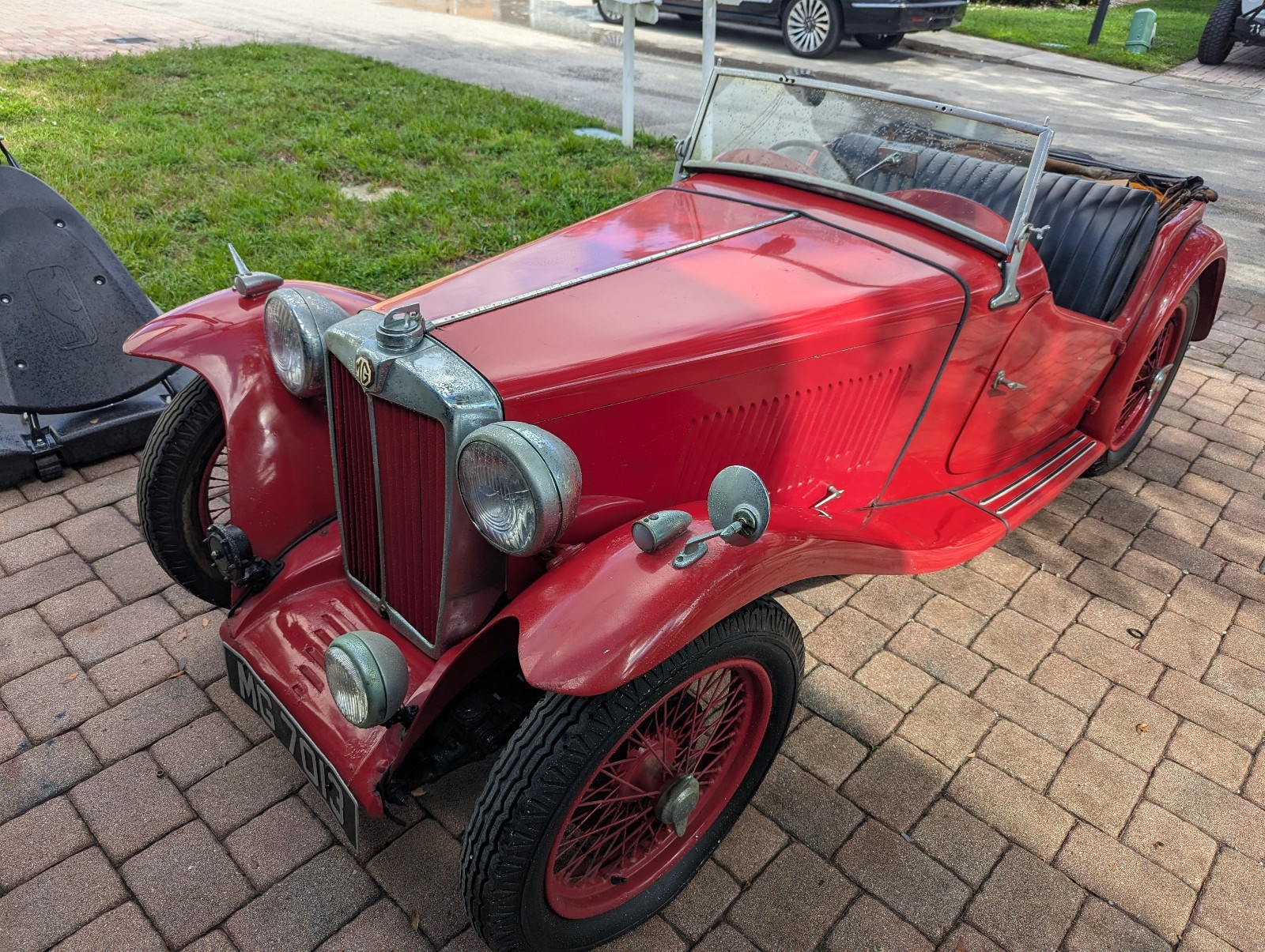 MG-TC-Roadster-1947-3