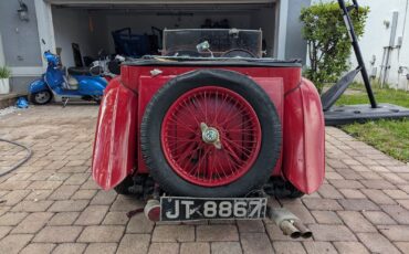 MG-TC-Roadster-1947-9