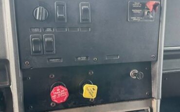 Mack-ch613-diesel-1991-yellow-15