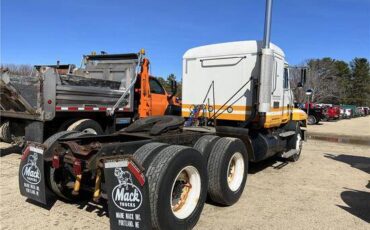 Mack-ch613-diesel-1991-yellow-3