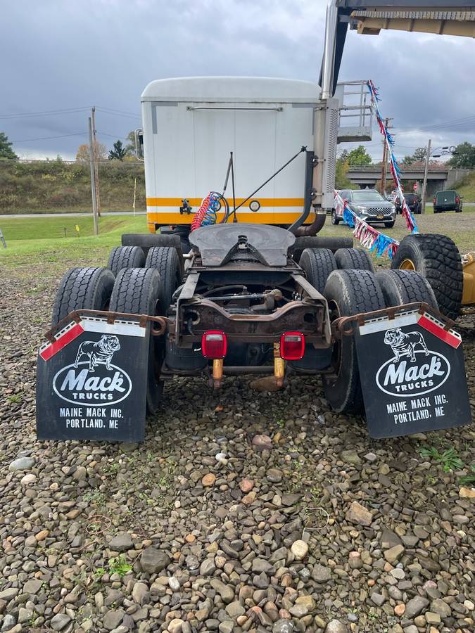 Mack-ch613-diesel-1991-yellow-3