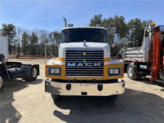 Mack-ch613-diesel-1991-yellow