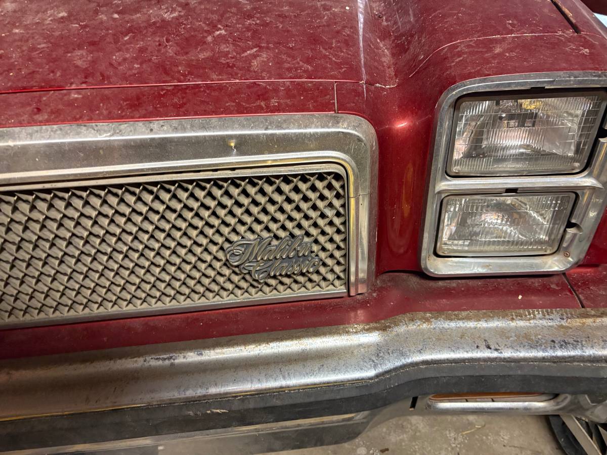 Malibu-classic.-1976-3