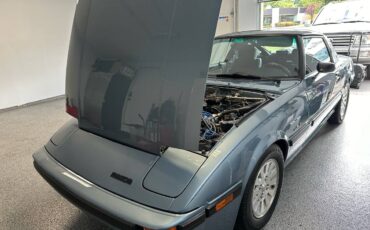 Mazda-1985-blue-10