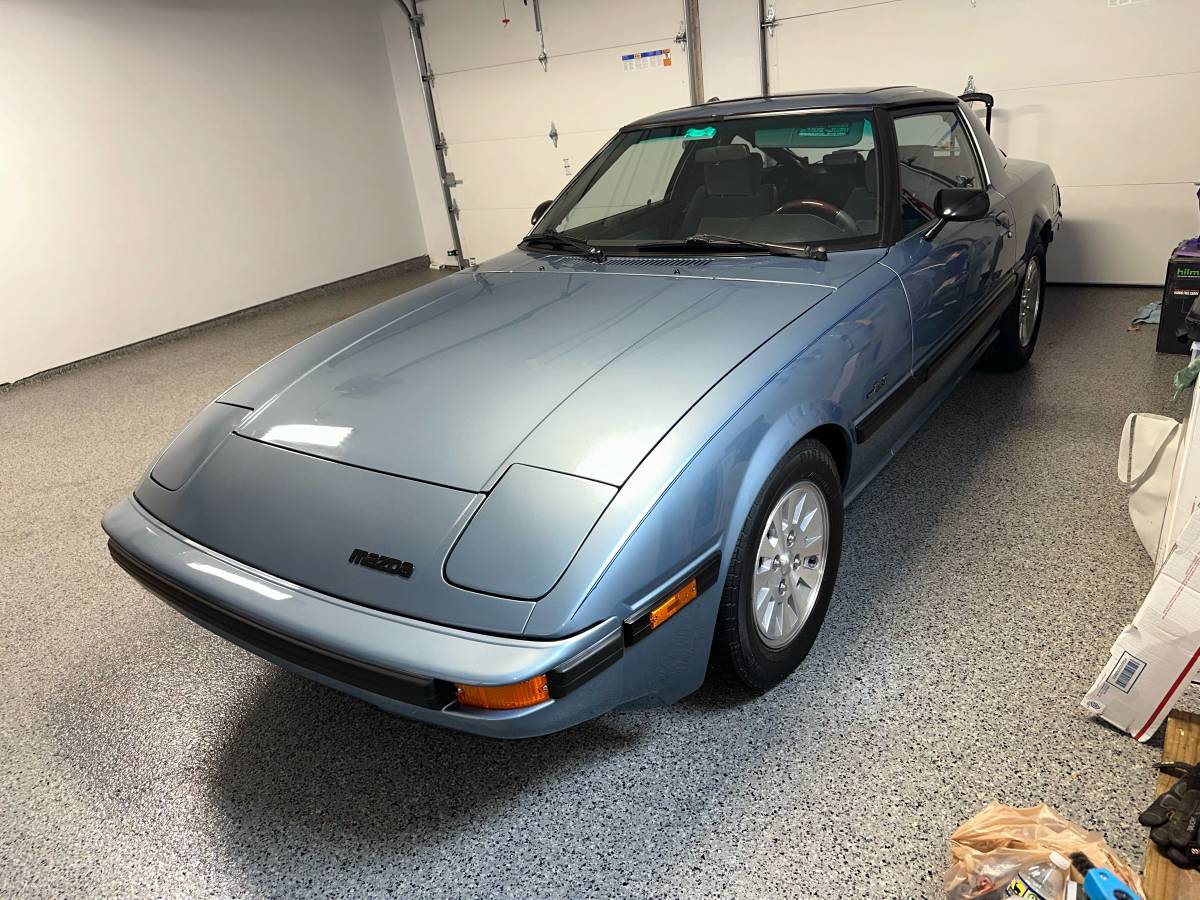 Mazda-1985-blue-5