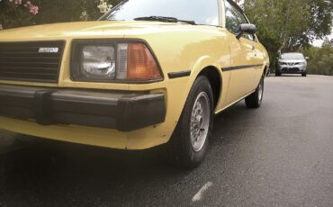 Mazda-626-1979-Coupe-9