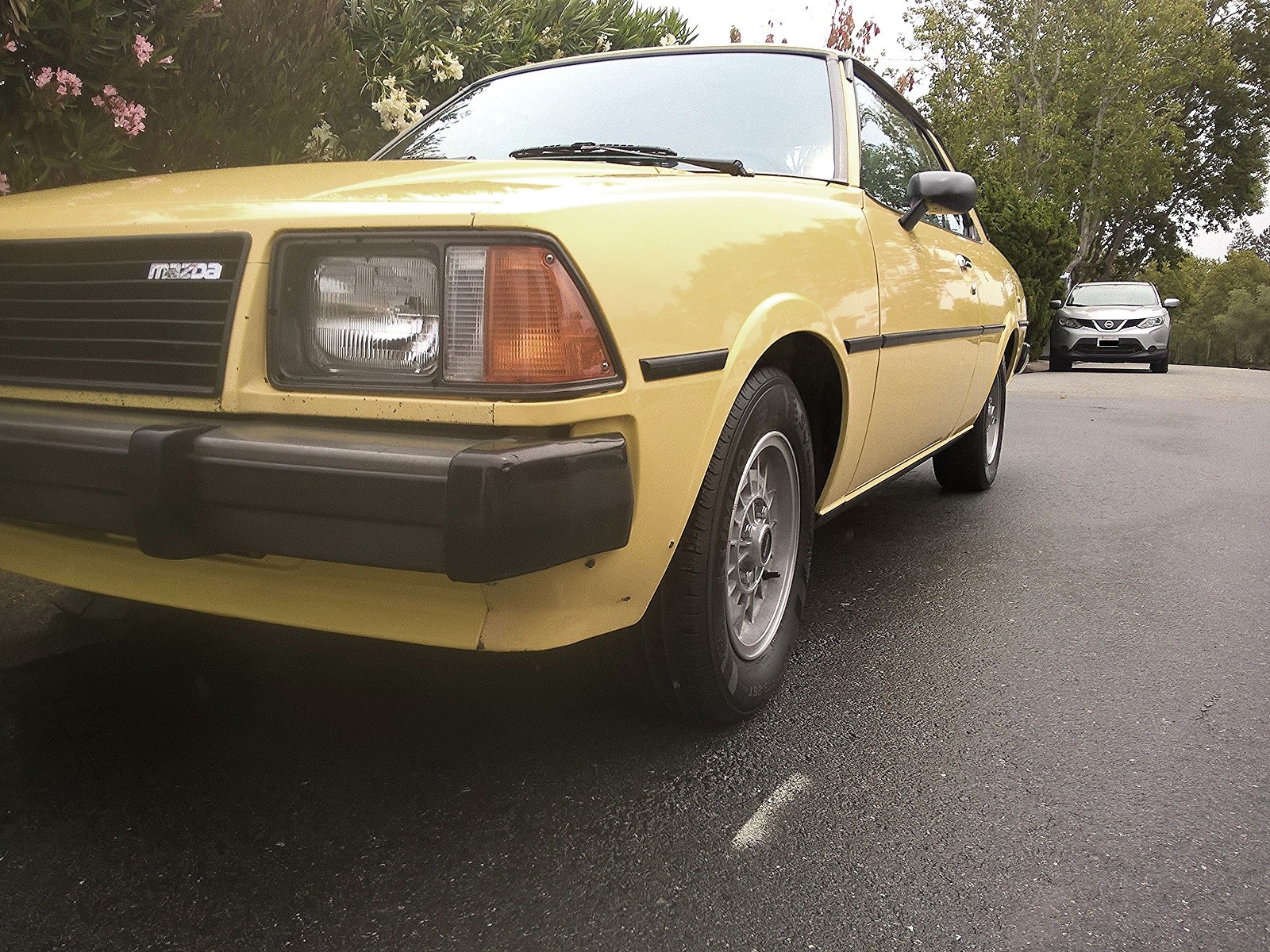 Mazda-626-1979-Coupe-9