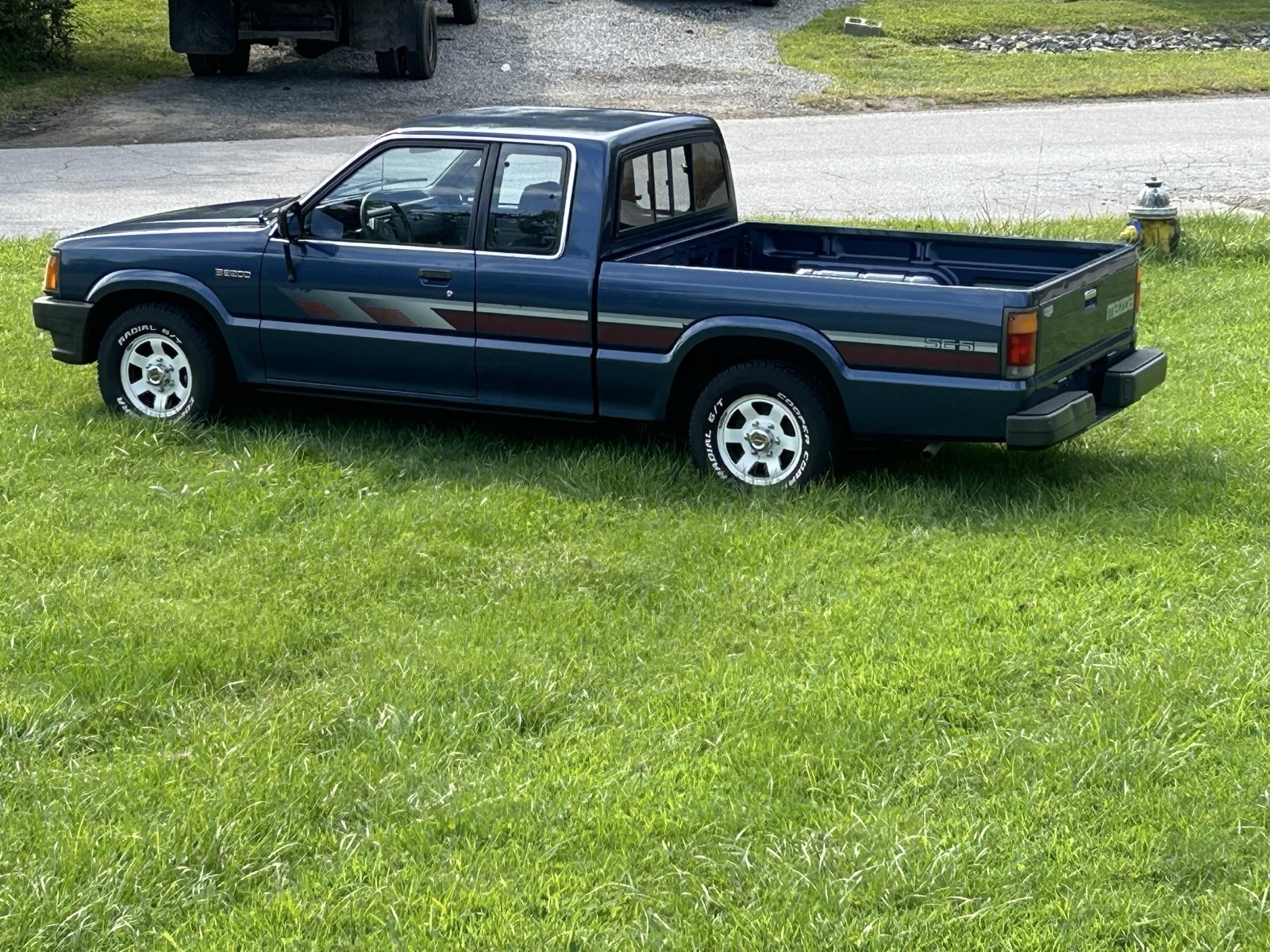 Mazda-B-Series-Pickups-1989-1
