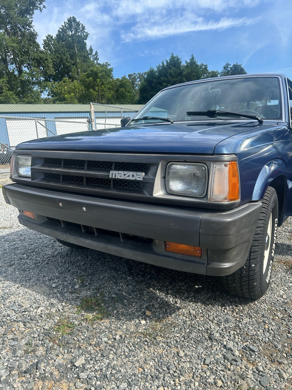 Mazda-B-Series-Pickups-1989-10