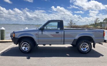 Mazda-B-Series-Pickups-1990-Standard-Cab-Pickup-1