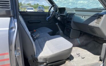 Mazda-B-Series-Pickups-1990-Standard-Cab-Pickup-14