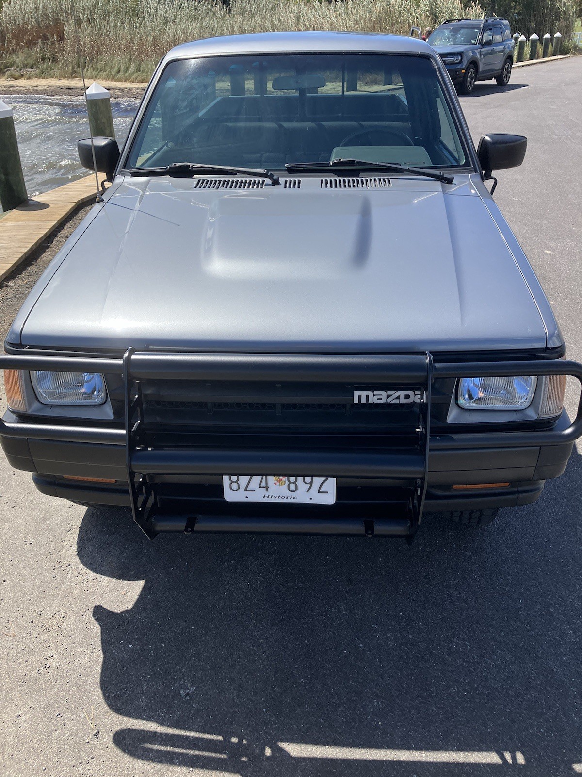 Mazda-B-Series-Pickups-1990-Standard-Cab-Pickup-2