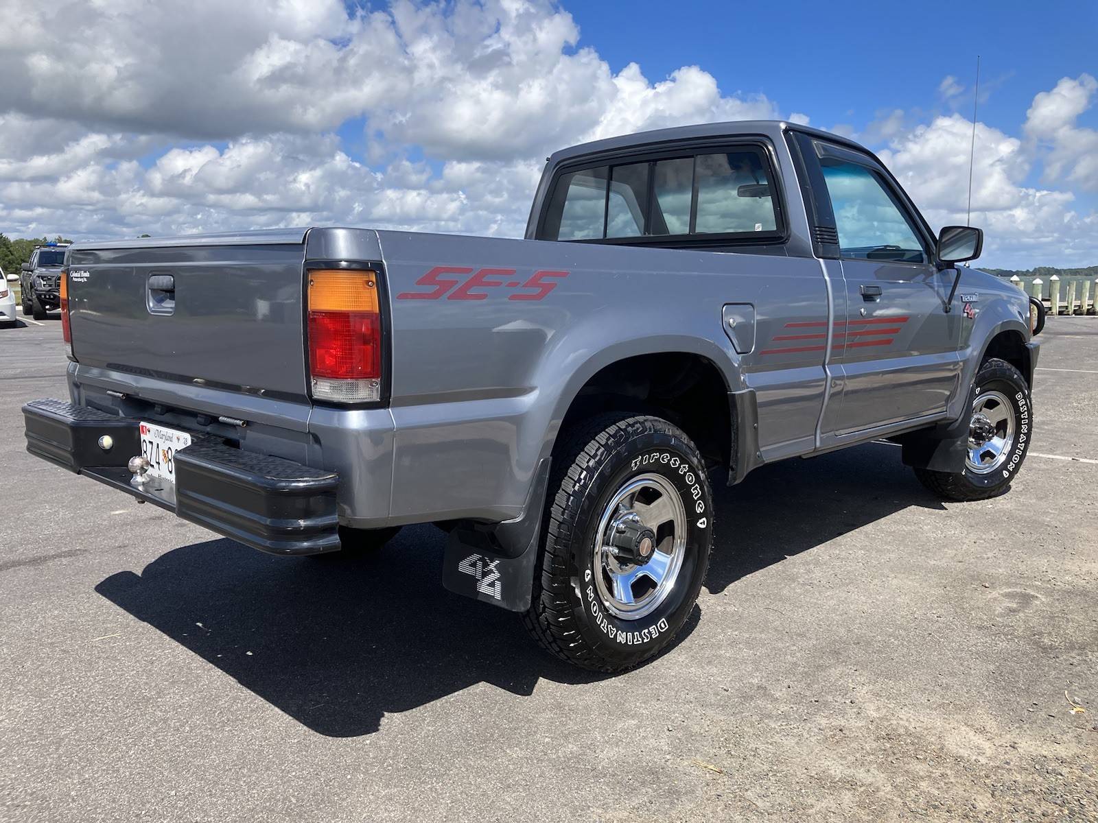 Mazda-B-Series-Pickups-1990-Standard-Cab-Pickup-4