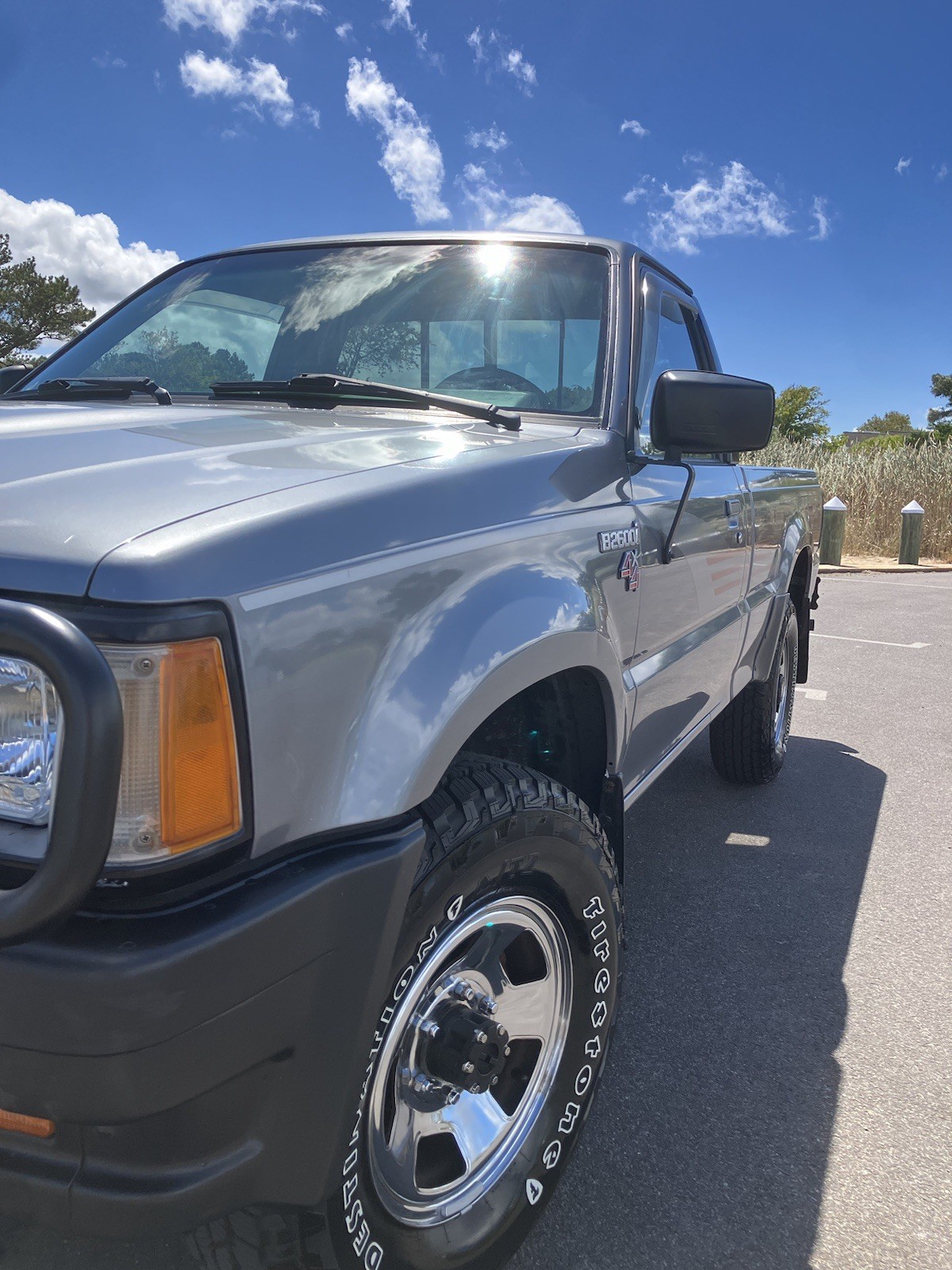 Mazda-B-Series-Pickups-1990-Standard-Cab-Pickup-9
